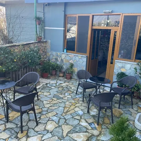 Hostal Xarba *