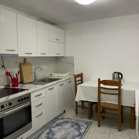 Hostel Xarba