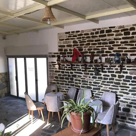 Xarba Hostel *